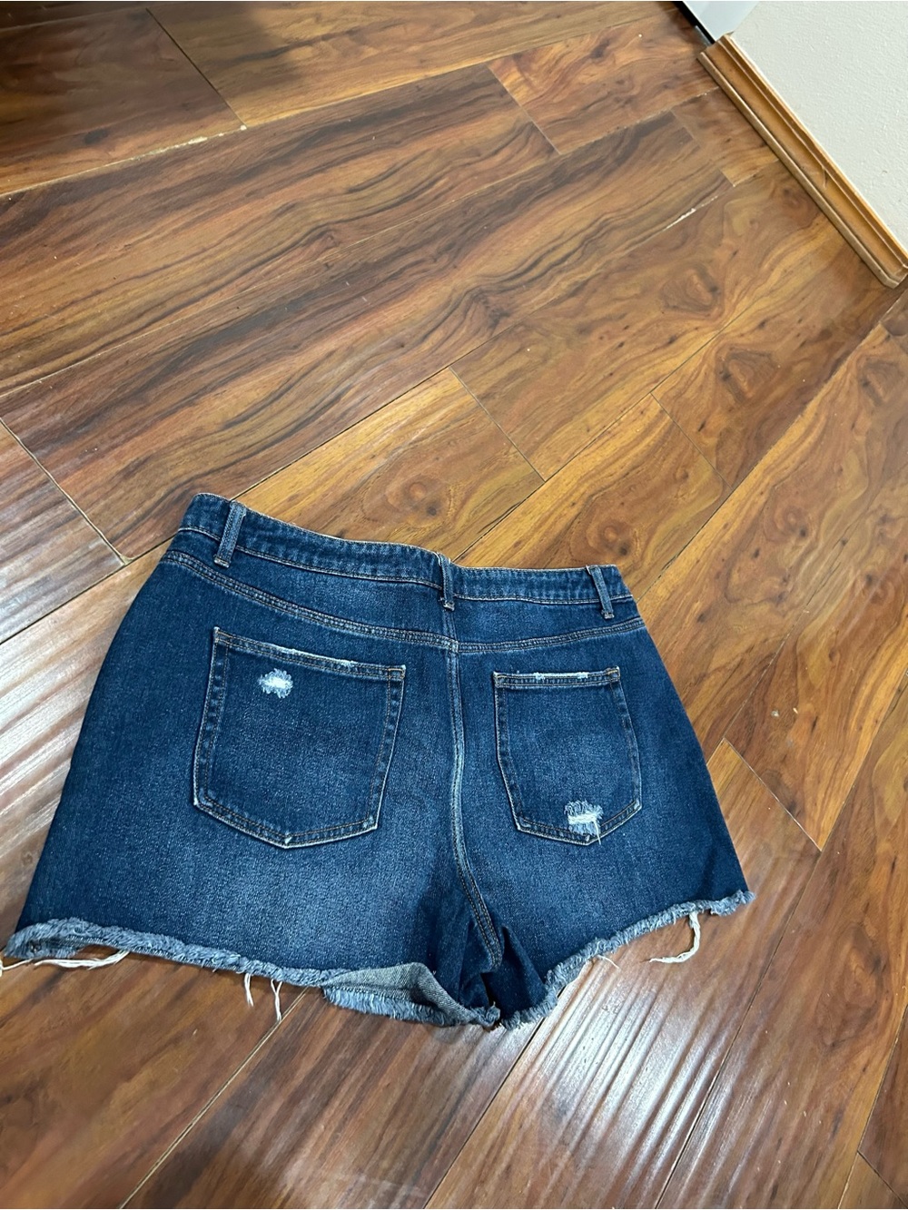 Time and Tru Dark Blue Distressed Denim Cutoff Shorts, Size 16 - Picture 3 of 4